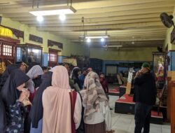 Peringati Hari Pendidikan Nasional, SD Plus Muhammadiyah 1 Waru Pamekasan Gelar Study Tour ke Musium dan Keraton Sumenep