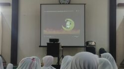 PCA Pademawu Ajak Santri Isi Liburan dengan Nobar Islami